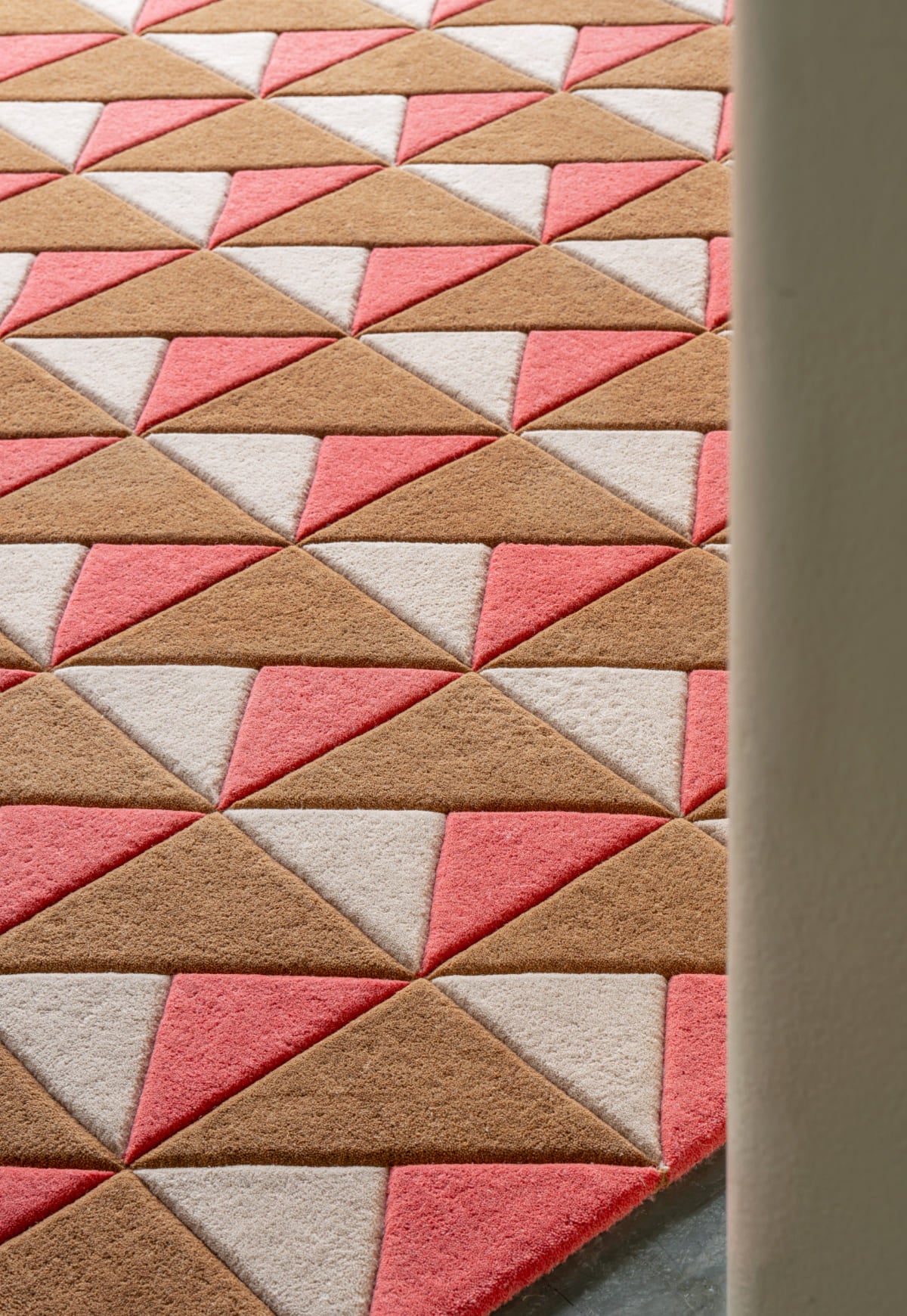 10 Year Collection Triangle Persimmon Pink