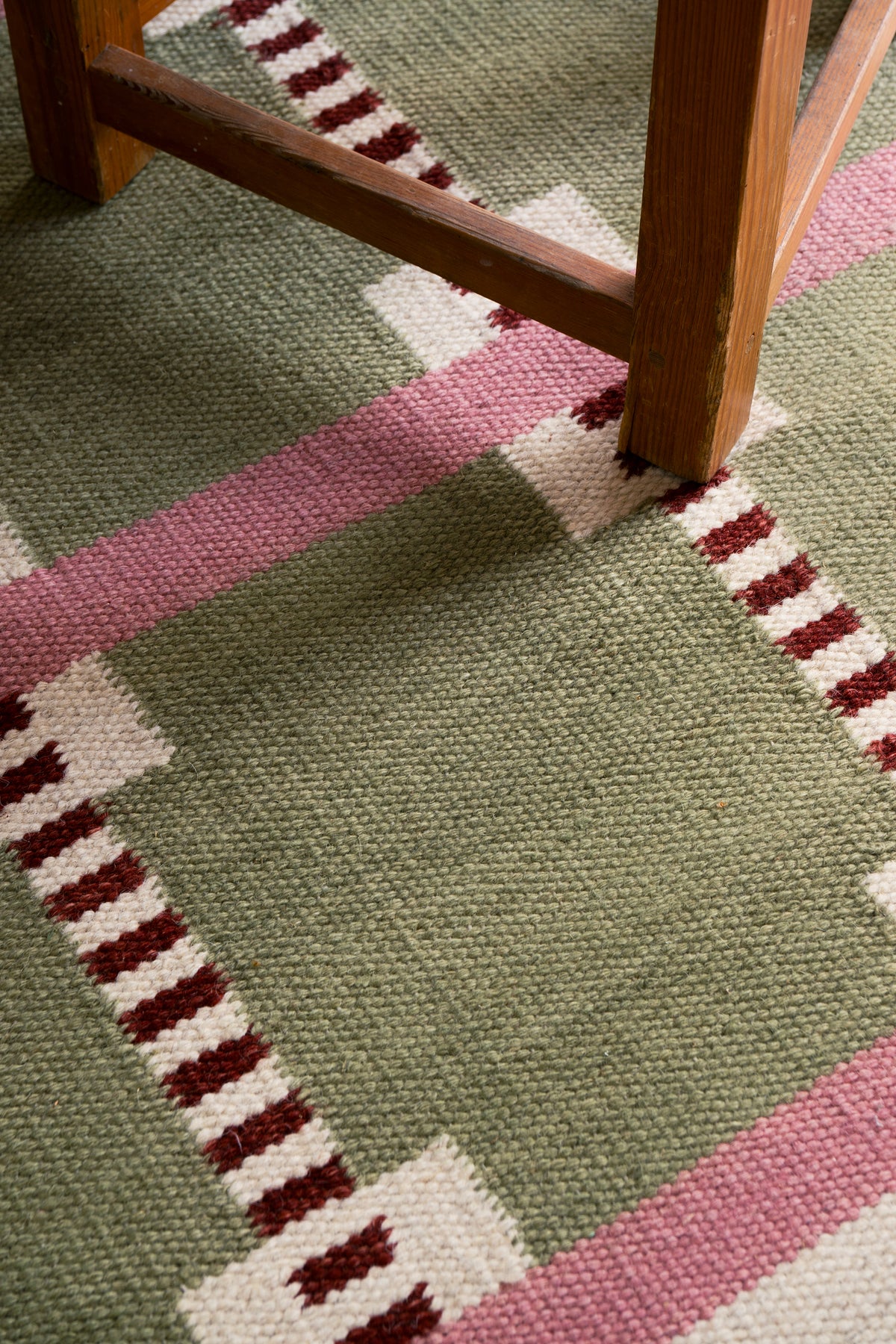 Rollakan Ruth Spring Grass