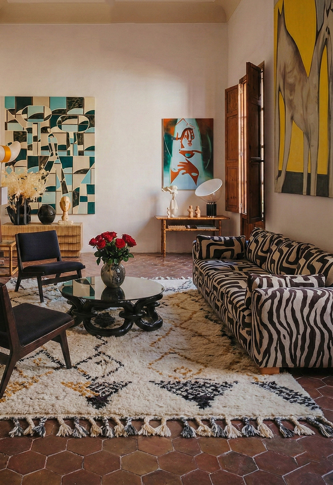 Modern Oriental Saffron